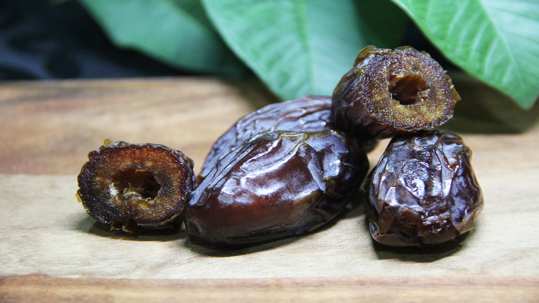 Smaller-size Medjool Dates Box